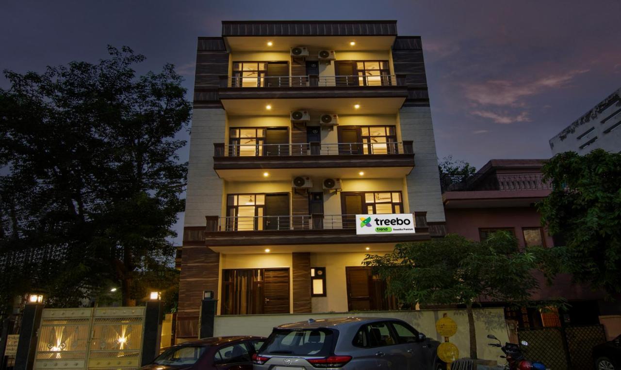 Treebo Swastika Premium Hotel Noida Buitenkant foto