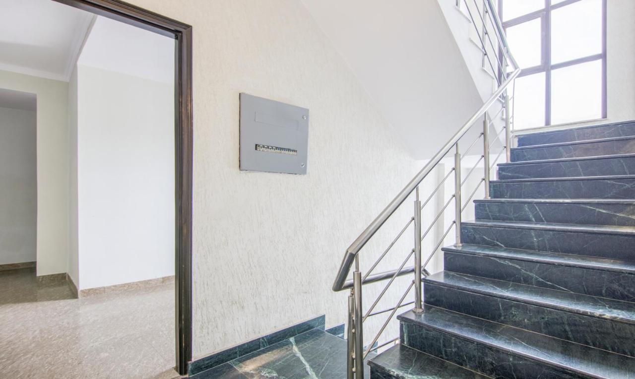 Treebo Swastika Premium Hotel Noida Buitenkant foto