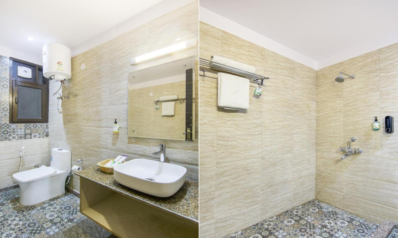 Treebo Swastika Premium Hotel Noida Buitenkant foto