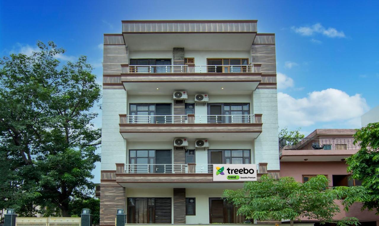 Treebo Swastika Premium Hotel Noida Buitenkant foto